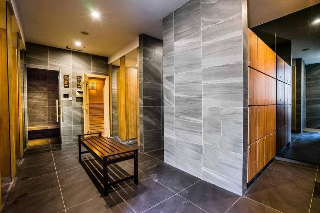 Seaview#Warmth#Netflix#Privatebathtub#Seasideluxurycondo#Imperioresidence Малакка Экстерьер фото